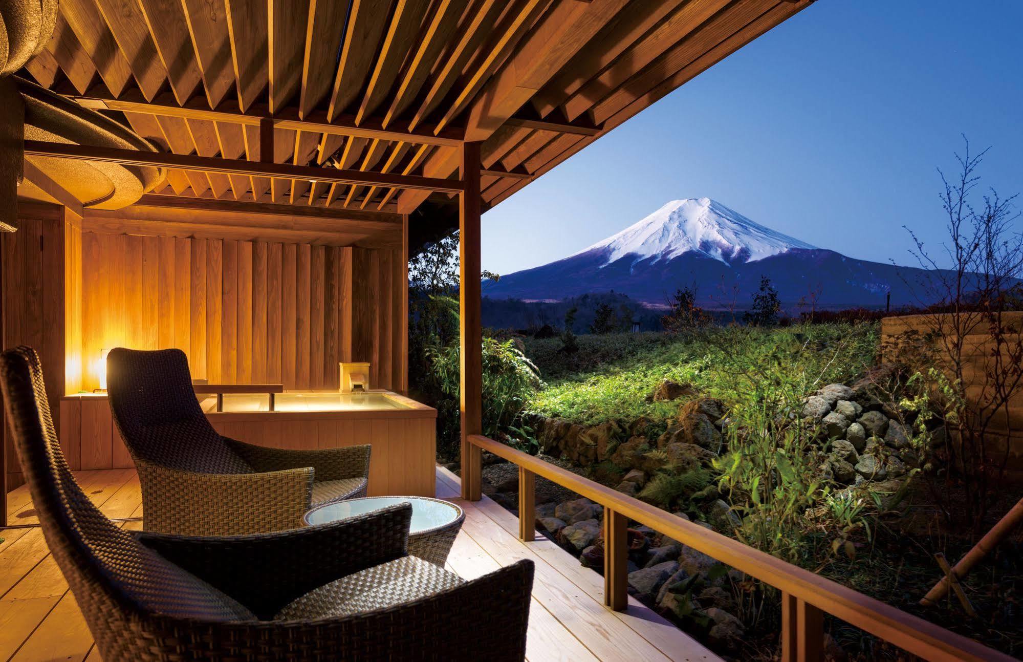 Fujisan Onsen Bessho Sasa Hotel Fujiyoshida Exterior foto