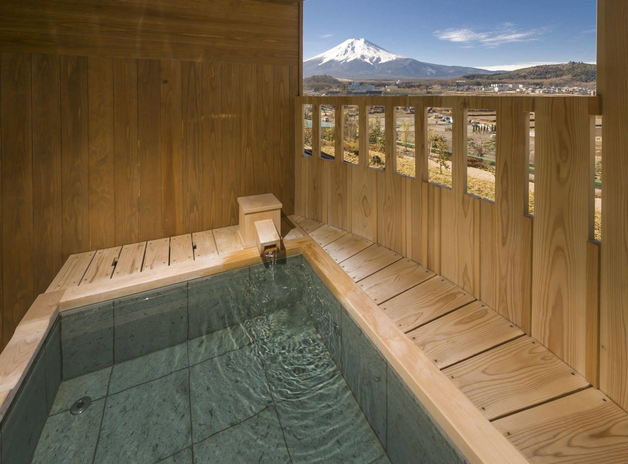 Fujisan Onsen Bessho Sasa Hotel Fujiyoshida Exterior foto